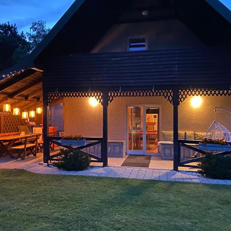 Szmaragdowy Domek Nowy Wisnicz エクステリア 写真