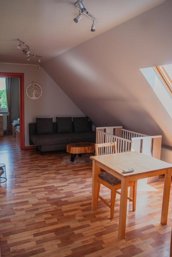 Szmaragdowy Domek Nowy Wisnicz エクステリア 写真